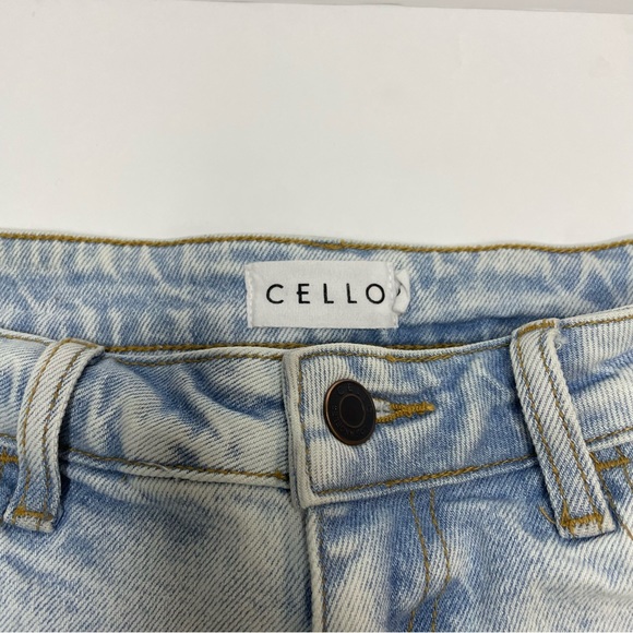 Cello Shorts - Picture 2 of 9